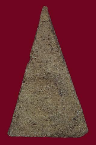 พระนางพญา พิมพ์เข่าโค้ง วัดนางพญา จังหวัดพิษณุโลก