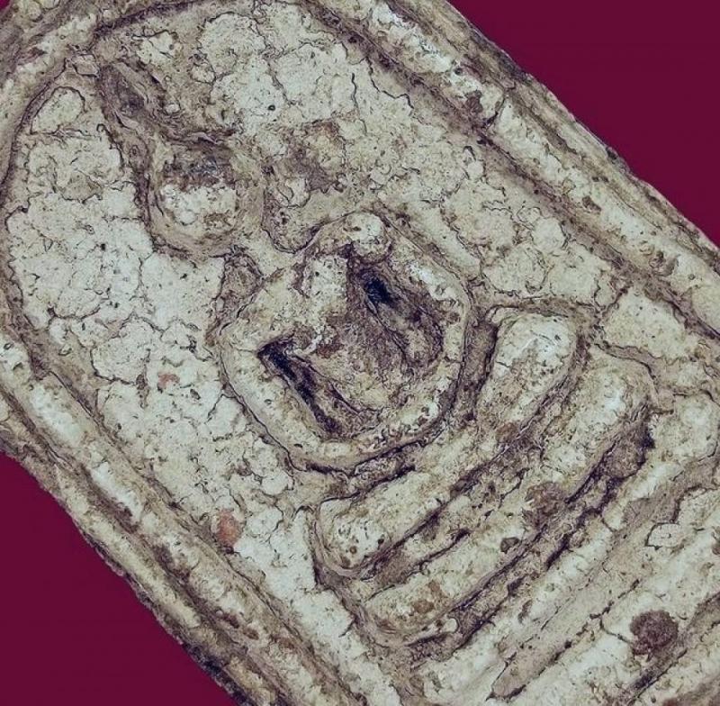 สมเด็จวัดระฆัง พิมพ์ใหญ่ เนื้อเก่าจัด พิมพ์คมชัด ฟอร์มดี