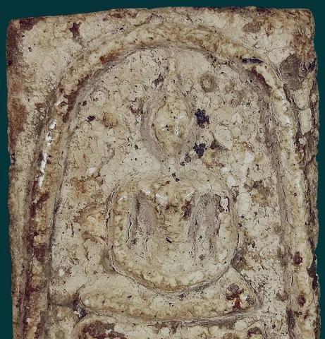 สมเด็จวัดระฆัง พิมพ์ใหญ่ เนื้อเก่าจัดจ้าน