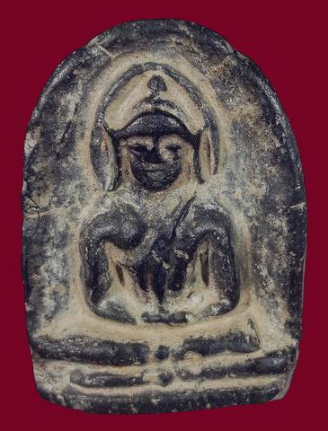 พระซุ้มกอ กำแพงเพชร พิมพ์ใหญ่ ไม่มีกนกข้าง เนื้อดำ