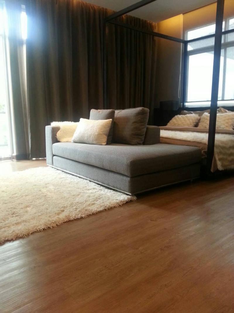 กระเบื้องยาง
 ตกแต่งบ้าน กระเบื้องยางลายไม้
 
  
 
 “GRACIO