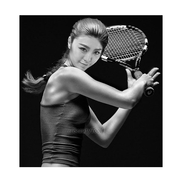 สปอร์ตบรา ชุดกีฬาผู้หญิง รุ่นซิปหน้า รองรับแรงกระแทกระดับ 4 ใส่สบาย - สีดำ