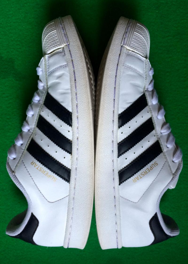 รองเท้าอดิดาสซุปเปอร์สตาร์