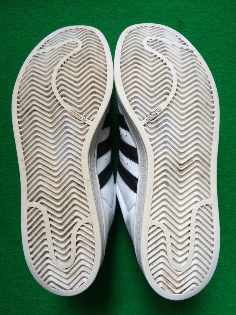 รองเท้าอดิดาสซุปเปอร์สตาร์