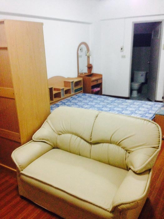 ให้เช่าคอนโด พนาสินเพลส ซอยรามคำแหง 24/3 ใกล้ ม.รามคำแหง, ใกล้ ม.เอแบค มีแอร์ เฟอร์ครบ 4,500/ด