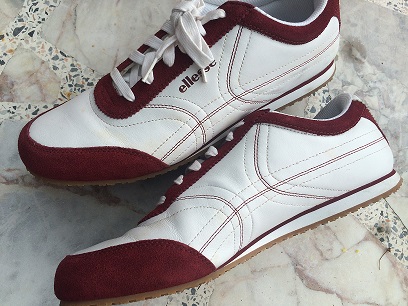 รองเท้า ellesse ของแท้ มือสอง สภาพใหม่มาก ใช้งานไปครั้งเดียว สีขาว ไซส์ 44 ½