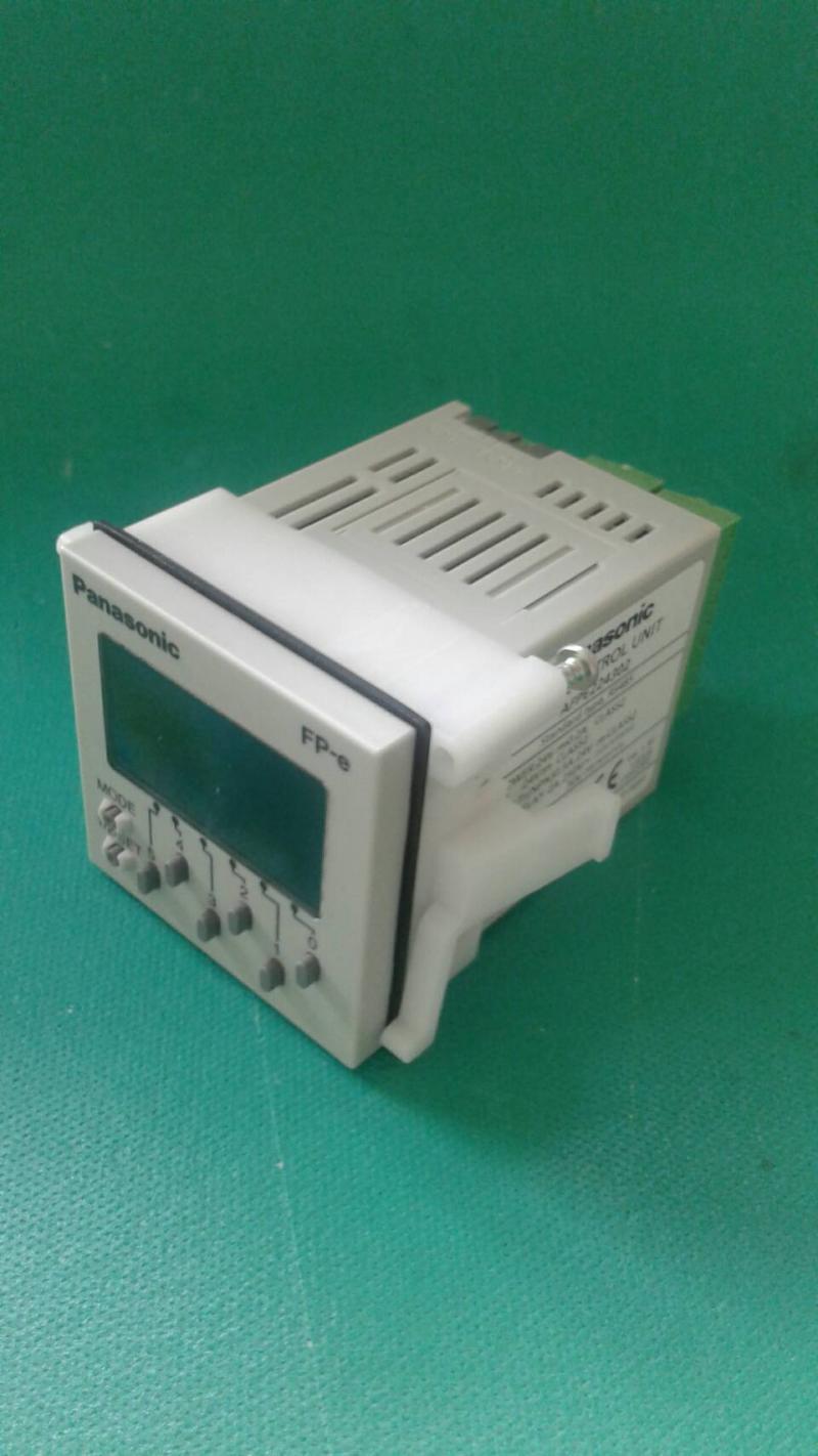  PLC : Programmable Logic Controller 