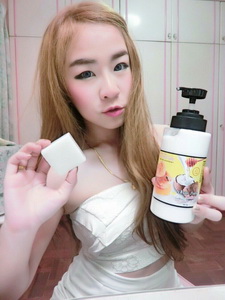 โลชั่นสูตรมะพร้าว นมสด น้ำผึ้ง