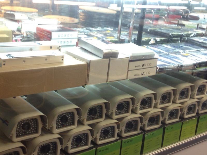 กล้องวงจรปิด CCTV กล้องIPCamera กล้องวงจรปิดจิ๋ว กล้องติดหน้ารถ กล้องวงจรปิดไร้สาย กล้องวงจรปิดราคาถูก เลนส์ โปรแกรมควบคุมกล้อง ติดตั้งง่าย ไม่ง้อช่าง ขายปลีกส่งขายถูก รับติดตั้งกล้องวงจรปิด