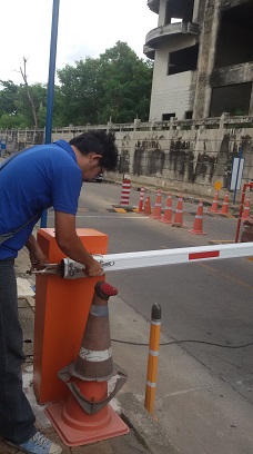 แขนกั้นรถ,แขนกั้นรถอัตโนมัติ,อะไหล่แขนกั้น,ไม้กั้นรถยนต์,แขนกั้น8เหลี่ยม,แขนกั้นหัก