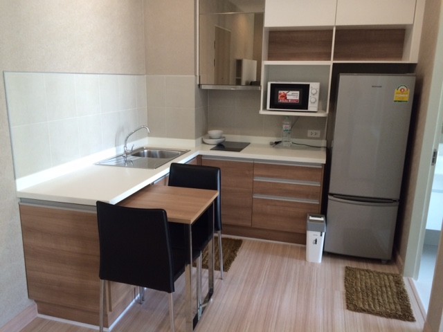 ขาย-ให้เช่าคอนโดหรู The Hotel Service Condo ใกล้ห้าง Central รัตนาธิเบศร์