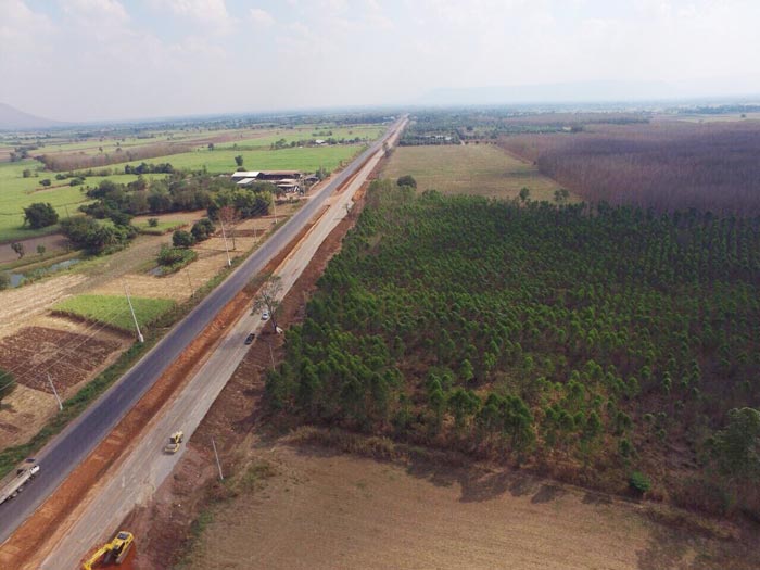 ขายที่ดินจังหวัดชัยภูมิ 2 แปลง 61ไร่ - แปลง 20ไร่ ขายไร่ละ 3 ล้านบาทกว้าง 125 เมตร ฝั่งซ้ายมือทางออกจากอำเภอภูเขียวมุ่งหน้า กทม อยู่นอกถนนวงแหวน ถมมาแล้ว 3-4ปีขายยกแปลง 60,000,000 ฿ - แปลง 41ไร่ ขายไร่ละ 1.5 ล้านกว้าง 235 เมตร อยู่ฝั่งซ้ายมือทางออกจากภูเขียวมุ่งหน้าสู่อำเภอชุมแพ หรือ จังหวัดเลยขายยกแปลง 61,500,000 ฿ ทั้ง 2 แปลง อยู่ติดกับทางหลวงแผ่นดินหมายเลข 201แบ่งขาย 2 แปลง หรือขายรว�