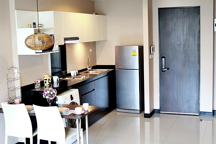 เดอะยูนีค @ นิมมาน คอนโดมิเนียม (เชียงใหม่) ห้องพร้อมตกแต่งเฟอร์นิเจอร์ สไตล์โมเดิร์น หิ้วกระเป๋าเข้าอยู่ได้ทันที