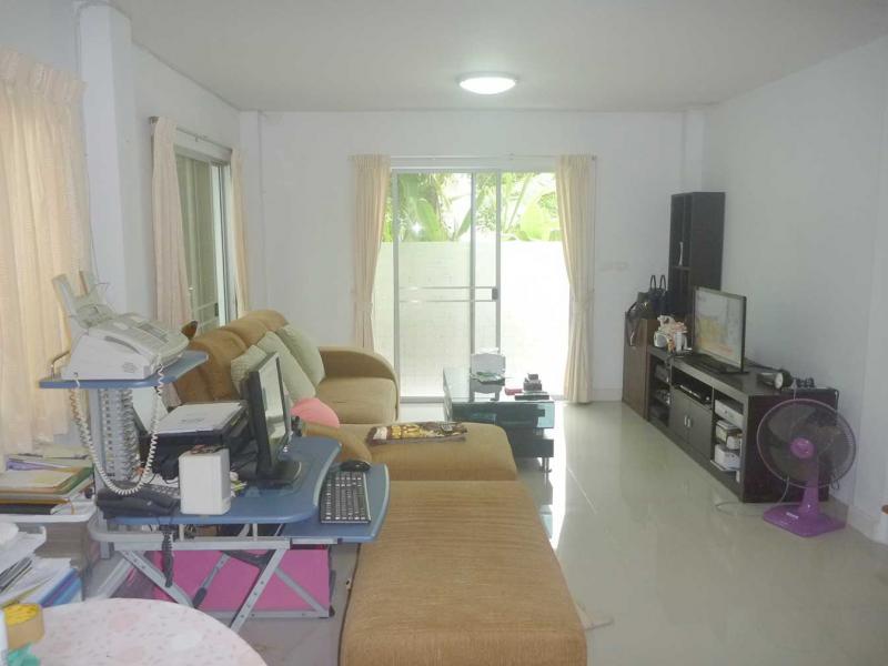 บ้านใกล้ MEGA บางนาและIKEA ขายด่วนพร้อมเฟอร์และผู้เช่า บ้านเดี่ยว2 ชั้นหลังมุม สไตล์รีสอร์ทแบบมัลดีฟส์ (ม.มัลดีฟปาล์มบางนา กาญจนาภิเษก)