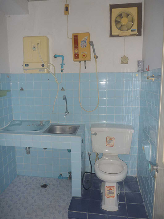 คอนโดฯสามเสน ดุสิต ราชวัตร รถไฟ ทางด่วน ขายห้องชุดชั้น 8 ห้องมุม(ริม) 63 ตร.ม. หน้าบ้านก็รถไฟสายสีแดงอ่อนและแดงเข้ม ใกล้บ้านก็จุดขึ้นลงทางด่วน