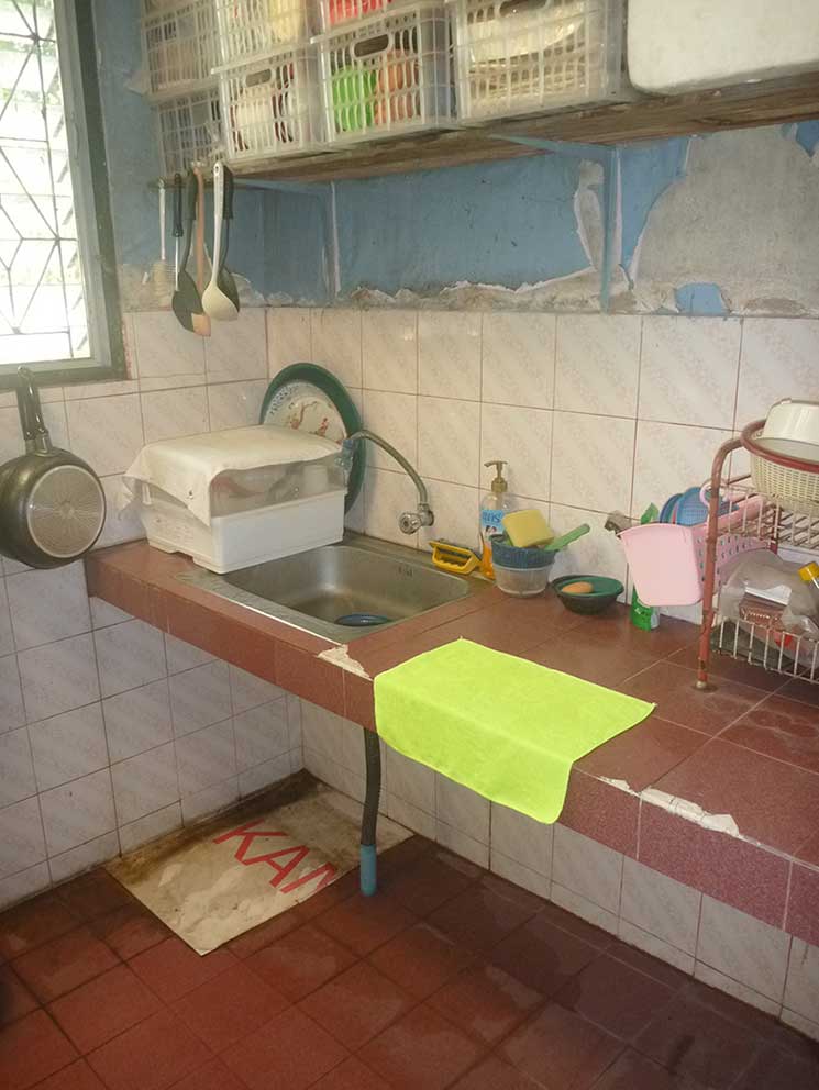 1.4 ล้าน ทาวน์เฮ้าส์ไม่แพง รามคำแหง ขายด่วน ทาวน์เฮ้าส์ 2 ชั้น ม.พูนสินธานี 1(ซ.เคหะร่มเกล้า 64) เข้าซอยมีสทีน(ราษฎร์พัฒนาหรือร่มเกล้า ต่อเทอเรสแล้ว