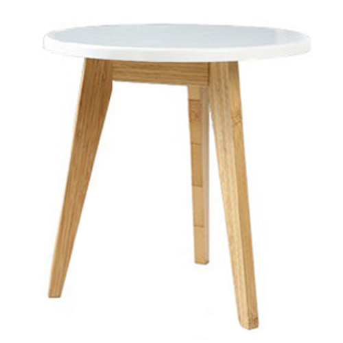 คุณลักษณะ- โต๊ะกลม 3 ขา- โต๊ะกาแฟ  หรือใช้วางโน็ตบุ๊คทำงาน