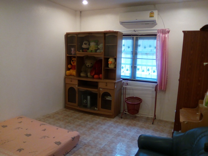 ขายบ้านเดี่ยวมือสองระยอง ซอย วัดโขดหิน-เขาไผ่ หมู่บ้าน แฮปปี้โฮม2 เนื้อที่ 70 ตรว. 3ห้องนอน 2 ห้องน้ำ  083 0481577