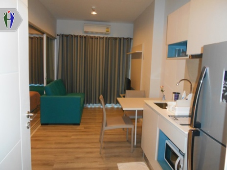 Condo nears Pattaya beach for rent 16,000 baht
 
 It is a prime condominium located in Pattaya 2nd Road
 between Pattaya Central and Pattaya North Roads. A full range of the facilities
 being offered  sky infinity edge pool,
 sky fitness and sky garden, as well as several other pool and garden areas
 throughout the complex, CCTV. 
 
 16,000 baht for 1 year contract, 33 sq.m, Studio room, Ready
 to move in!
 
 Should you have further information or feel free to visit,
 please contact Happy Partners.
 
 Call: 094-482-9163 , 099-425-5884 , 061-774-7708
 
 Line ID: happyapartners E-mail: happypartnersthai@gmail.com
 
  
 
 ให้เช่า คอนโดใกล้ทะเล พัทยา 16,000 บาท
 
 ตั้งอยู่ถนนพัทยาสาย2 ระหว่างพัทยากลางและพัทยาเหนือ
 
 มาพร้อมสิ่งอำนวยความสะดวกครบครัน อาทิ สระว
