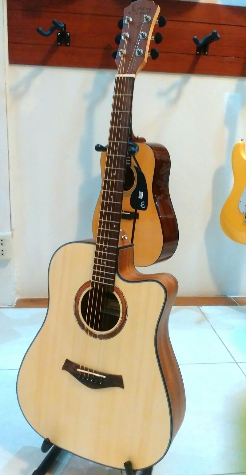 โปรโมชั่นสุดคุ้ม! กีต้าร์โปร่งKriens รุ่น KD180c เสียงดี ดังกังวาน ***ฟรี จูนเนอร์รุ่นT33พร้อมกระเป๋า รีบตัดสินใจ มีจำนวนจำกัด สายด่วน 0917801886