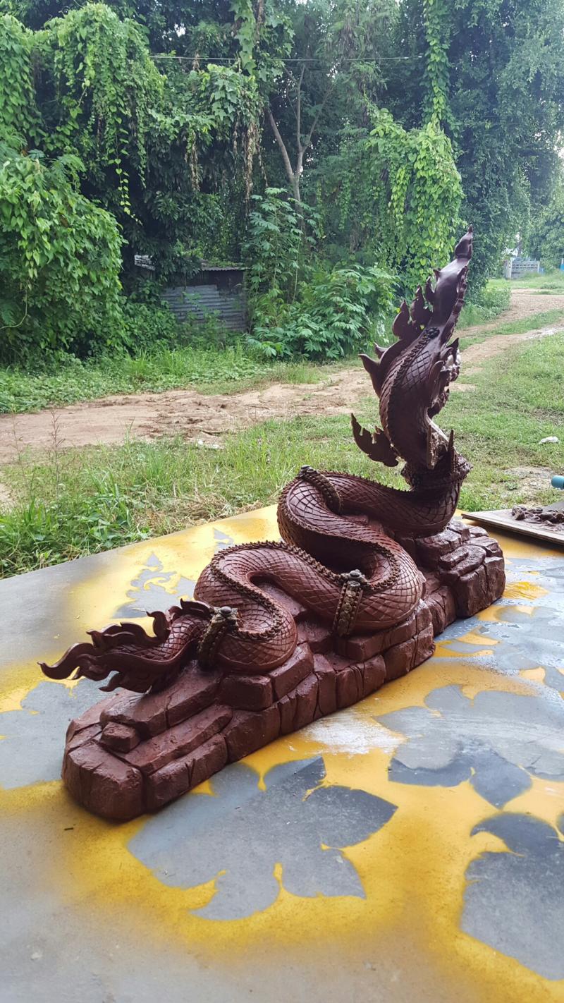 The serpent cast any size you want.