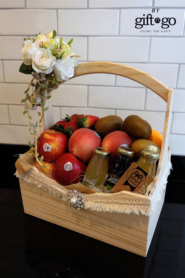 Gifts Review ขอขอบคุณลูกค้าที่ไว้วางใจให้ชุดของขวัญจาก GiftnGo.Gift เป็นตัวแทนมอบสิ่งดีๆ