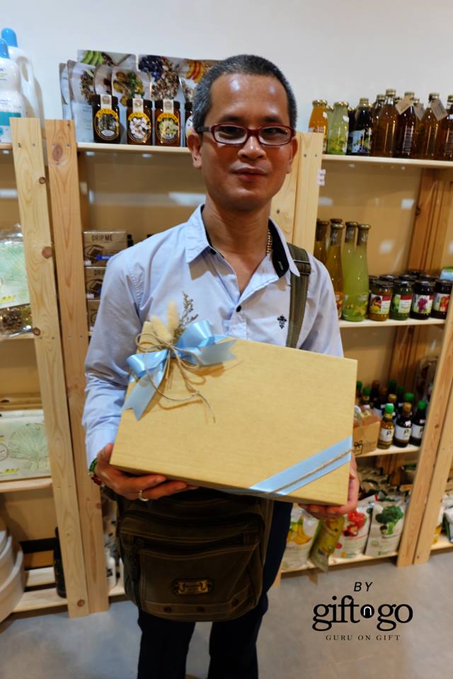 Gifts Review ขอขอบคุณลูกค้าที่ไว้วางใจให้ชุดของขวัญจาก GiftnGo.Gift เป็นตัวแทนมอบสิ่งดีๆ