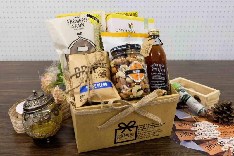 กระเช้าของขวัญปีใหม่ จาก GiftnGo.Gift New Year Gift Collection