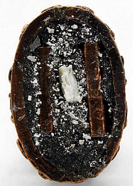 ลูกกรอกพรายพูนทรัพย์มหาลาภ ครูบาสุบิน สุเมธโส สวนป่าสุเมธโส ต ห้วยด้วน อ ดอยตูม จ นครปฐม