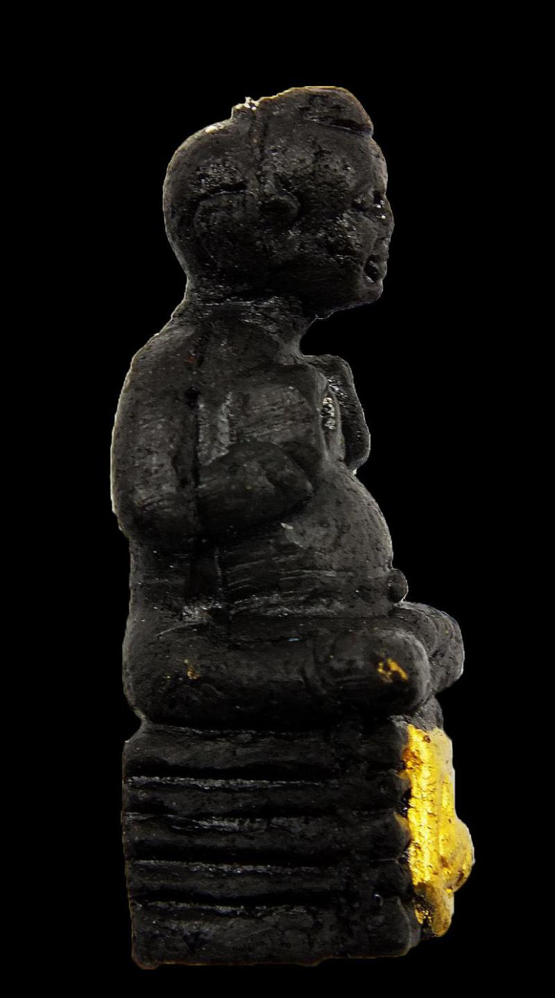 กุมารทอง หลวงปู่แย้ม วัดสามง่าม จ.นครปฐม รุ่น ฐานกระต่าย 100 ปี