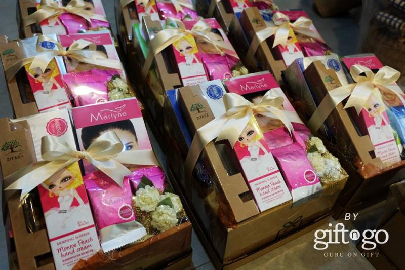 Happy New Year 2017 ส่งมอบความสุขจากธรรมชาติ กับ GiftnGo.Gift