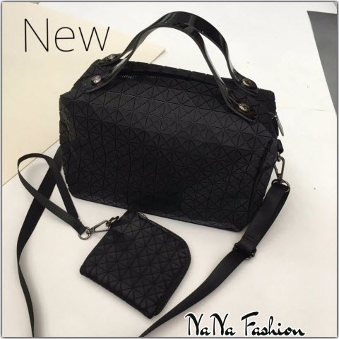 จำหน่ายกระเป๋าแบรนด์ กระเป๋าสไตล์เกาหลี เสื้อผ้าแฟชั่น รองเท้าแฟชั่น เสื้อผ้าคนอ้วน สาวอวบ XL-6XL พร้อมส่ง