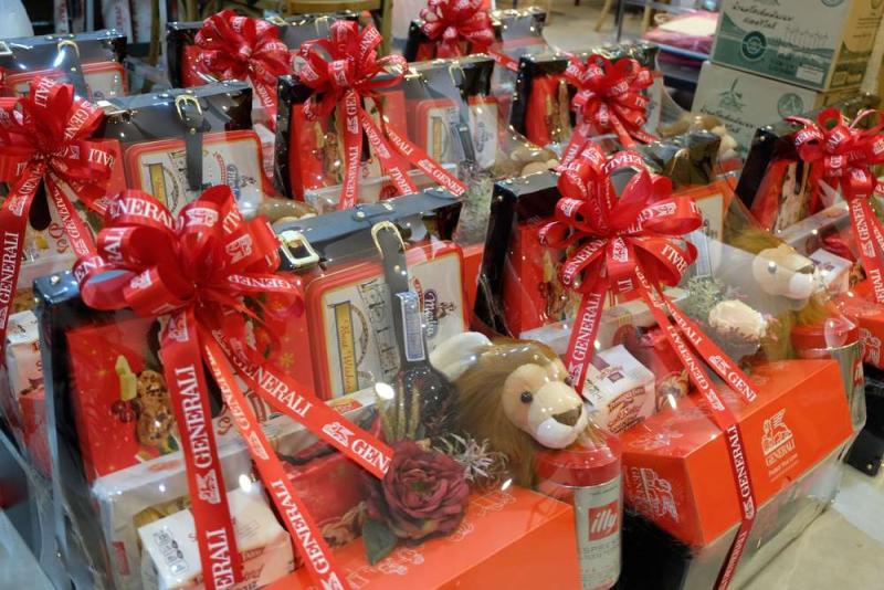 ทำไมต้องเแห่มังกร ในวันตรุษจีน by GiftnGo.Gift