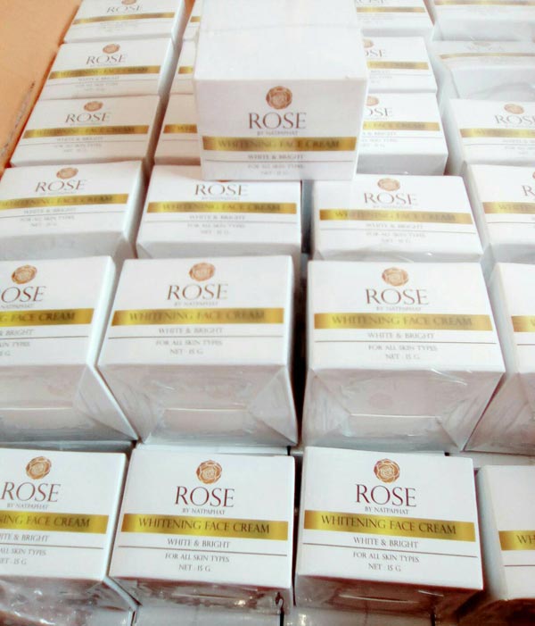 หน้าขาวใส ไร้สิว ไร้ริ้วรอย เห็นผลภายใน 15วัน ปลอดภัย ไร้สาร สเตียรอยด์