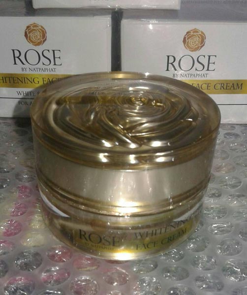 หน้าขาวใส ไร้สิว ไร้ริ้วรอย เห็นผลภายใน 15วัน ปลอดภัย ไร้สาร สเตียรอยด์