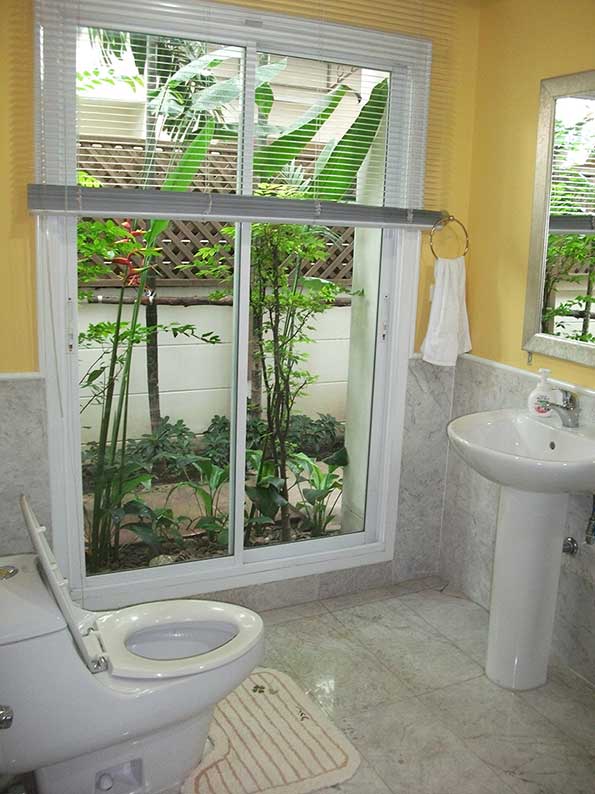 ซื้อ 1 เหมือนได้ 2 ขาย ม.ลัดดารมย์ เลียบด่วนเอกมัย-รามอินทรา และถนนนวลจันทร์