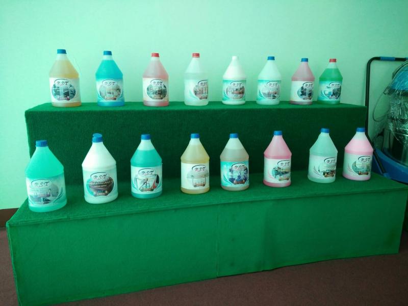 บริษัท อาร์ เอส ธาดา คอร์ปอเรชั่น จำกัด  นำเข้า ส่งออก รับผลิตและจำหน่าย เครื่องมือ น้ำยา-เคมีภัณฑ์ทำความสะอาดทุกชนิดในราคาปลีก-ส่งทั้งในกรุงเทพฯ ปริมณฑลและต่างจังหวัด ผลิตและจำหน่ายอุปกรณ์ทำความสะอาดทุกชนิด ที่อยู่ เลขที่1 ซอยเฉลิมพระเกียรติ ร.๙ ซอย28 แยก10-1 แขวงดอกไม้ เขตประเวศ กทม 10250สนใจติดต่อ โทรศัพท์ 02-136-5929 กด2                    แฟกซ์ 02-136-5929กด2 ต่อ345  Line:rsthada  