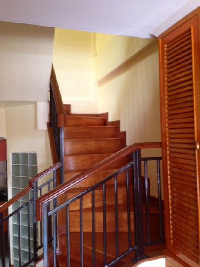 ให้เช่าทาวน์เฮ้าส์แจ้งวัฒนะ ตรงข้ามเซ็นทรัล 3ชั้น 3ห้องนอน 3ห้องน้ำ เฟอร์นิเจอร์บิวอิน หมู่บ้านนันทนาการ์เด้น นนทบุรี