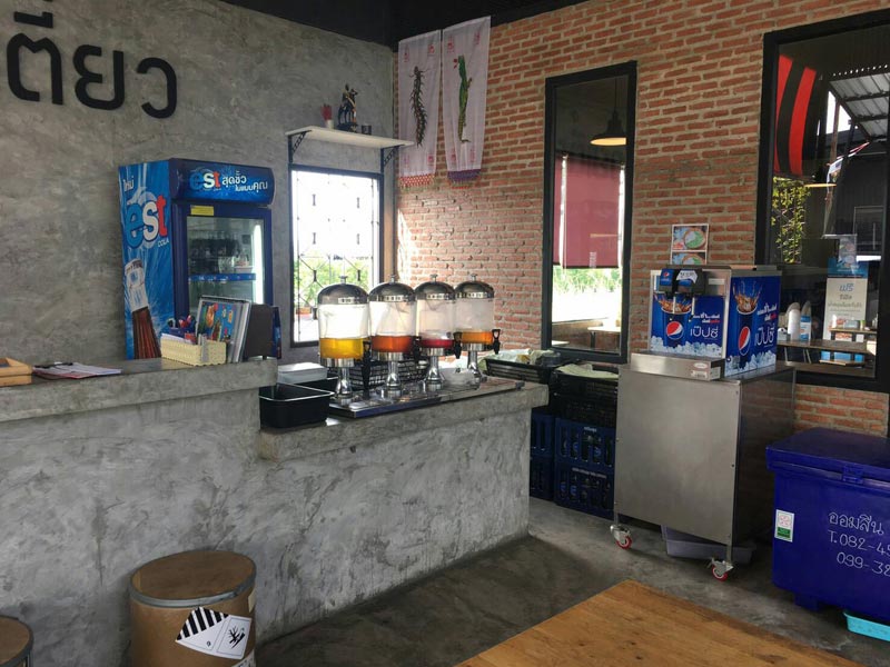 เซ้งร้านก๋วยเตี๋ยว ถ.หทัยราษฎร์ มีนบุรี อุปกรณ์ครบทุกอย่าง ดำเนินการต่อได้เลย ทำเลดีมาก