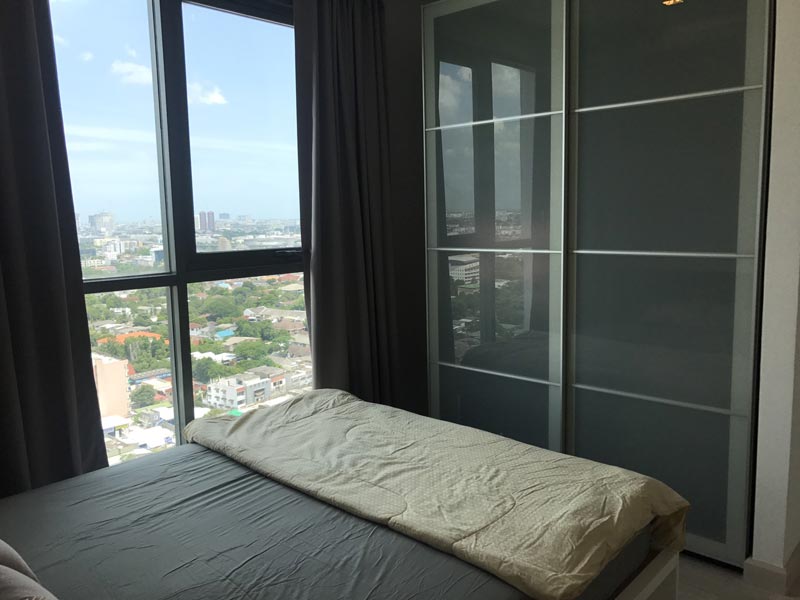 คอนโดขาย-ให้เช่า IDEO MOBI SUKHUMVIT 22 ตรม ชั้น 23 เฟอร์นิเจอร์พร้อมเข้าอยู่ ทีวี ตู้เย็น ไมโครเวฟ