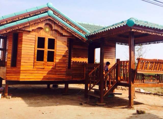 บ้านน็อคดาวน์กำแพงเพชรราคาถูก, บ้านไม้น็อคดาวน์, บ้านไม้สำเร็จรูป, รับสร้างบ้านน็อคดาวน์ตามออเดอร์ วัสดุคุณภาพดี สร้างโดยช่างไม้มืออาชีพ จัดส่งทั้งในและต่างประเทศบ้านน็อคดาวน์กำแพงเพชรราคาถูก รับสร้างบ้านน็อคดาวน์ตามออเดอร์ บ้านไม้สำเร็จรูป ราคาถูก สำหรับคนรักไม้ ขายไม้เก่าราคาพิเศษเราสร้างด้วยไม้เก่าคุณภาพดี แข็งแรง ทนทาน ไม้สักและไม้เนื้อแข�