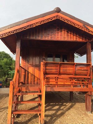 บ้านน็อคดาวน์กำแพงเพชรราคาถูก บ้านไม้น็อคดาวน์, บ้านไม้สำเร็จรูป, รับสร้างบ้านน็อคดาวน์ตามออเดอร์ วัสดุคุณภาพดี สร้างโดยช่างไม้มืออาชีพ ขายไม้เก่าราคาพิเศษ