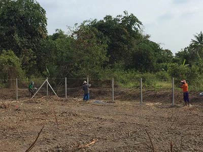 ให้เช่าที่ดินขนาด 4 ไร่ 2งาน ถมแล้ว ติดถนนคอนกรีต หน้ากว้าง 120 เมตร อยู่ คลองควาย สามโคก ปทุมธานี