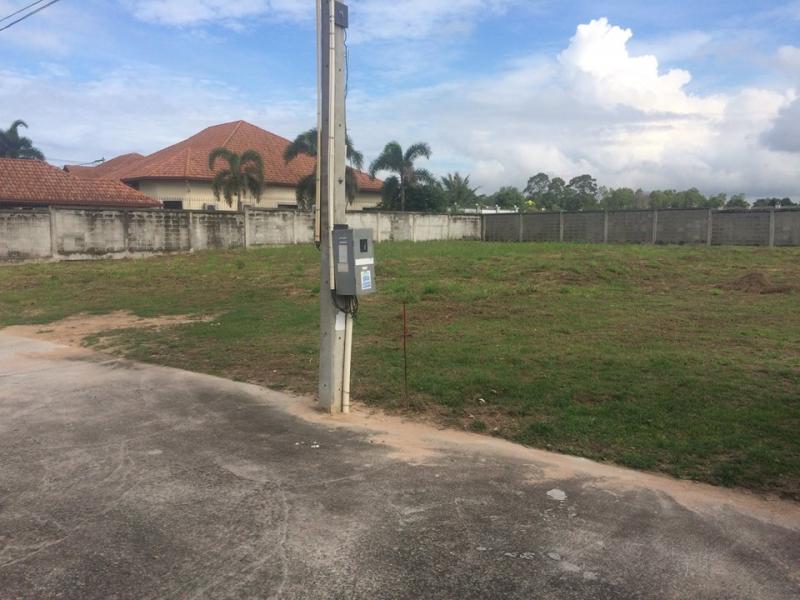 ขายที่ดิน สวยหนองปลาไหล ที่ดิน 120 วา (ประมาณ 472 ตารางเมตร)