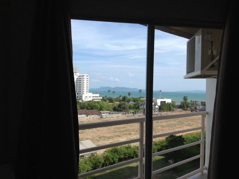 ให้เช่าคอนโดมิเนียมริมหาดจอมเทียน พัทยา ตึก S2 ชั้น 8 Room for rent -Seaview at JOMTIEN BEACH CONDOMINIUM Pattaya