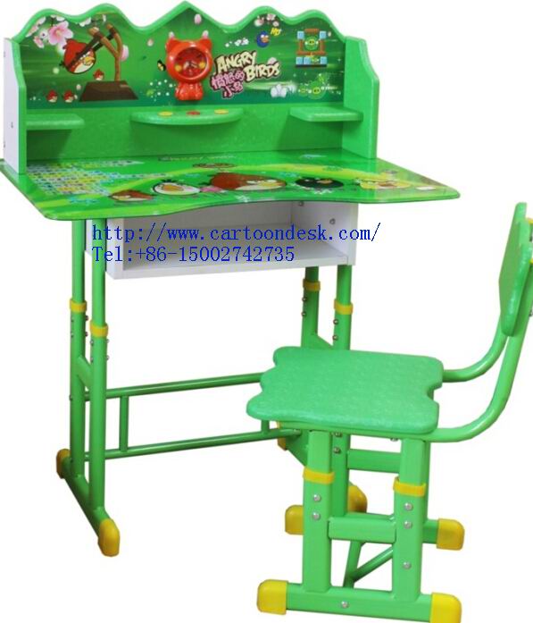 โต๊ะเด็กลายการ์ตูน