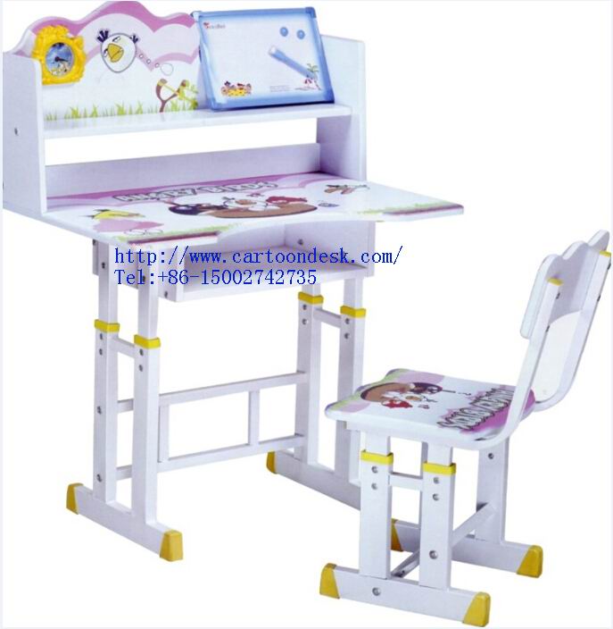 โต๊ะเด็กลายการ์ตูน