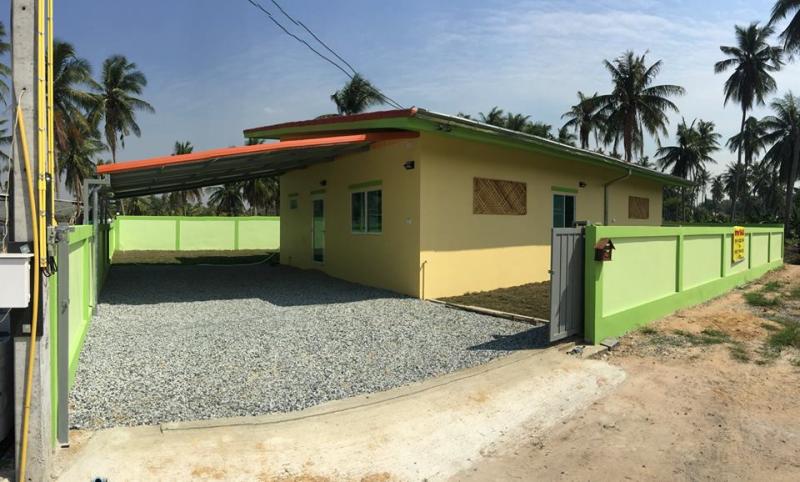 บ้านใหม่ สไตล์วิลล่า 3 ห้องนอน บนเนื้อที่ 100 ตรว  ด้วยราคา เพียง 3.2 ล้าน  ซื้อตอนนี้ - 1 กรกฏาคม ฟรีแอร์ ติดตั้งให้ 4 ตัว