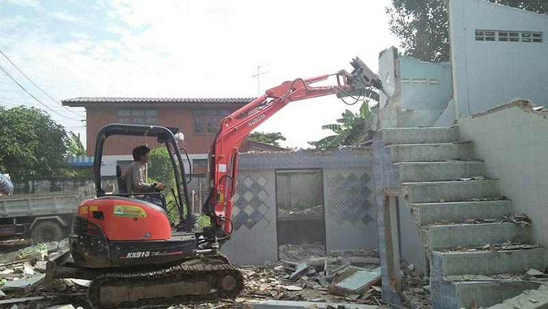 รับรื้อถอนบ้าน อาคาร โรงงาน 0817759522 รับซื้อโครงสร้างเหล็ก รับทุบตึก ฟรี