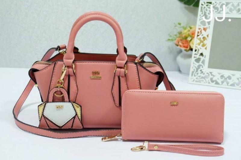 กระเป๋า LYN เกรดพรีเมี่ยม (มีถุงผ้า/ป้าย Lyn)